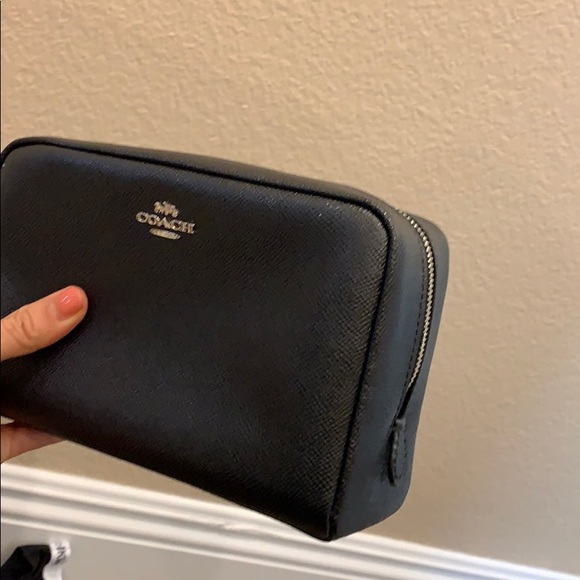Coach make up bag - Picture 1 of 3